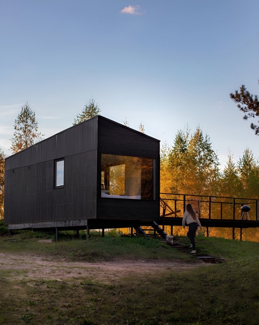 NOMAD HOUSES 