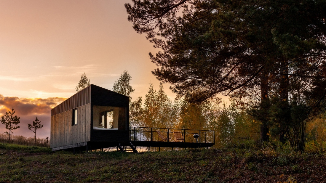 NOMAD HOUSES